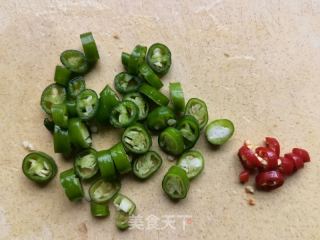 金针菇木耳拌豆腐皮的做法步骤：5