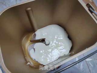 波兰种淡奶油吐司的做法步骤：2