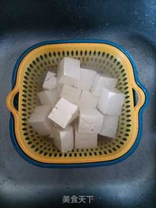 韭菜豆腐的做法步骤：2