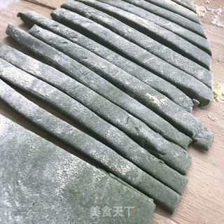 油泼菠菜搓搓的做法步骤：6