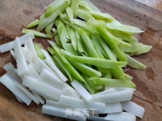莴笋炒牛肉的做法步骤：4
