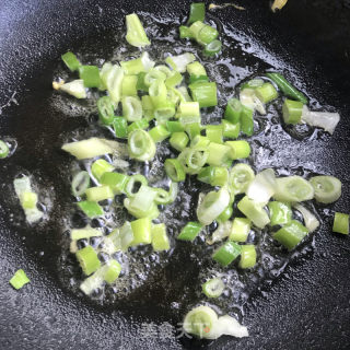 西芹炒蛋的做法步骤：6