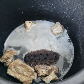 竹荪冬瓜排骨汤的做法步骤：5