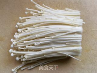 金针菇黄瓜拌鸡蛋的做法步骤：1