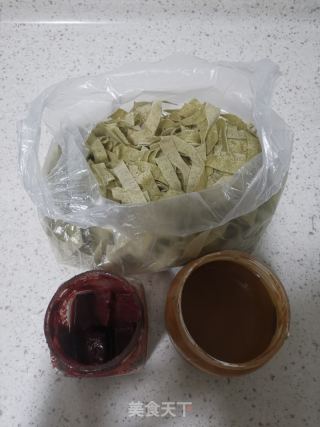 天津锅巴菜的做法步骤：1