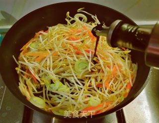 酸辣爽脆豆芽菜的做法步骤：7