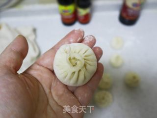 孩子最爱早餐水煎小笼❤️煎包子主食的做法步骤：11
