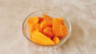 胡萝卜烧鸭的做法步骤：2
