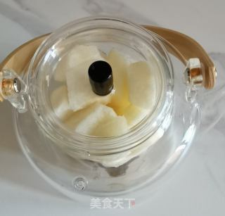 陈皮炖雪梨的做法步骤：4