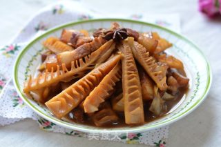 五花肉烧春笋的做法步骤：9