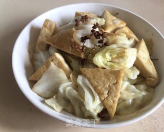 卷心菜焖塌豆腐的做法步骤：8