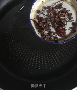 卷心菜炒黑木耳的做法步骤：3