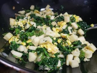 菠菜鸡蛋炒馒头的做法步骤：5