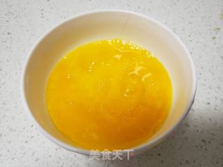 菠菜鸡蛋炒馒头的做法步骤：3