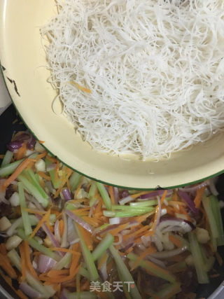 三丝炒米粉的做法步骤：10