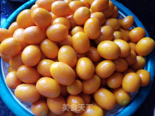 金桔饼的做法步骤：1