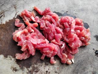 牛肉炒儿菜的做法步骤：3