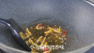 爆炒大头菜，要配两碗饭！的做法步骤：7