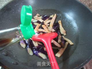 鱿鱼鲞炒茄子的做法步骤：12