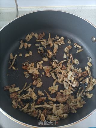 白辣椒粉条馅的做法步骤：7