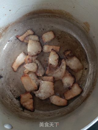 腊肉炒娃娃菜的做法步骤：3