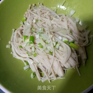葱油金针菇的做法步骤：5