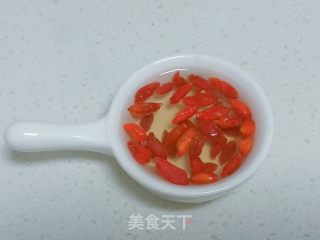 凉拌茼蒿的做法步骤：2