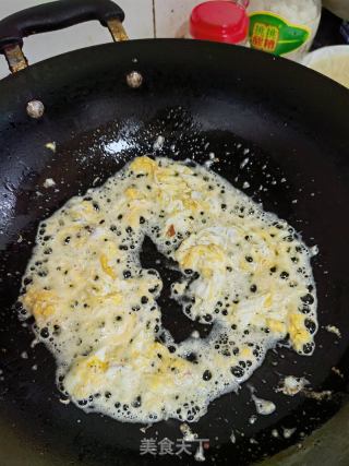 鸡蛋面的做法步骤：2