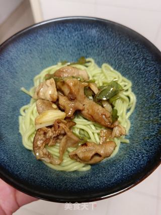 肥肠菠菜面的做法步骤：4