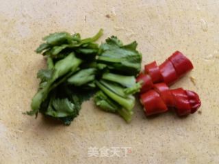 黄瓜木耳拌豆腐皮的做法步骤：4