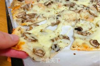 海鲜蘑菇披萨的做法步骤：8