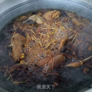 虫草花薏米炖鹌鹑的做法步骤：21