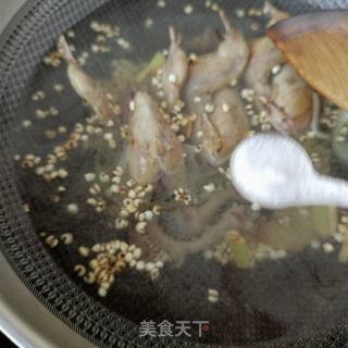虫草花薏米炖鹌鹑的做法步骤：19