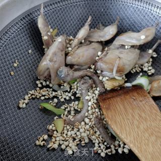 虫草花薏米炖鹌鹑的做法步骤：17