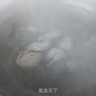 虫草花薏米炖鹌鹑的做法步骤：12