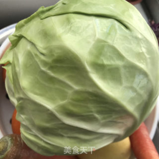 快手腌包菜的做法步骤：1