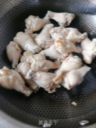 红烧鸡翅根的做法步骤：5