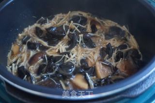 清炒什锦菌菇的做法步骤：10
