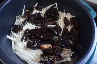 清炒什锦菌菇的做法步骤：4