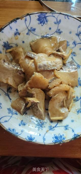 椒盐鱼片的做法步骤：4