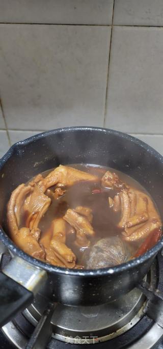卤鸭掌的做法步骤：7