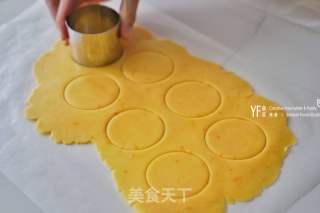 香橙酒芯饼干的做法步骤：6