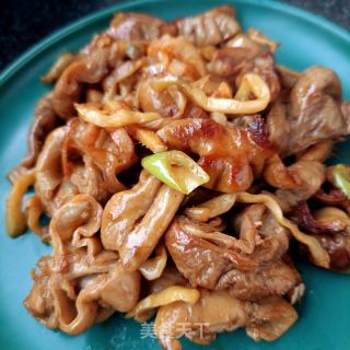红油榨菜炒大肠的做法步骤：10