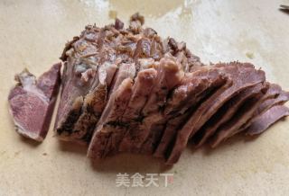 小米椒蒜蓉炒驴肉的做法步骤：2