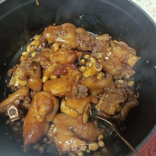 花生烧猪蹄的做法步骤：9