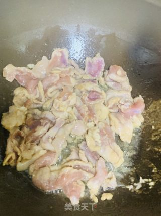 蘑菇炒肉片的做法步骤：4