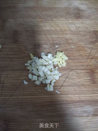 拌菠菜的做法步骤：3