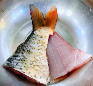 #酸甜美食#糖醋蝴蝶鱼尾的做法步骤：5