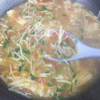 番茄金针菇肉片汤的做法步骤：12