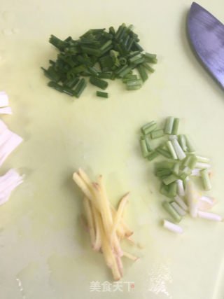 番茄金针菇肉片汤的做法步骤：6